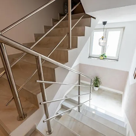 Apartamento Beautiful In With Wifi *