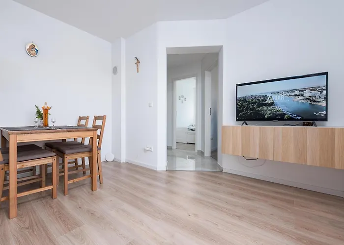 Awesome In With Wifi דירה